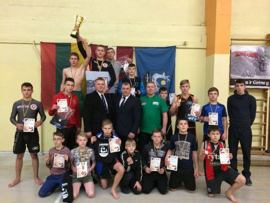 Spauskite, kad pažiūrėtumėte originalą