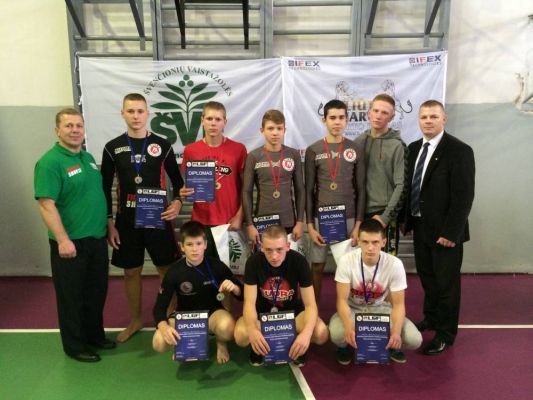 Spauskite, kad pažiūrėtumėte originalą