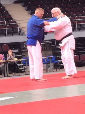 Spauskite, kad pažiūrėtumėte originalą