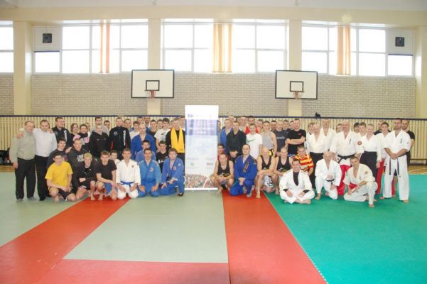 Spauskite, kad pažiūrėtumėte originalą