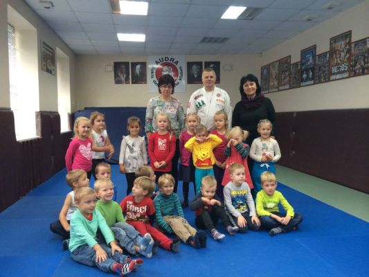 Spauskite, kad pažiūrėtumėte originalą