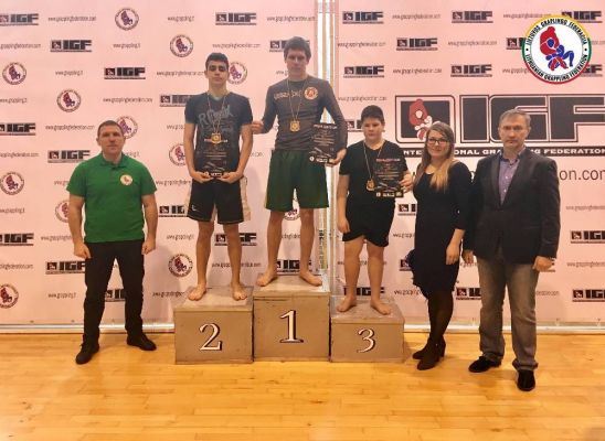 Spauskite, kad pažiūrėtumėte originalą