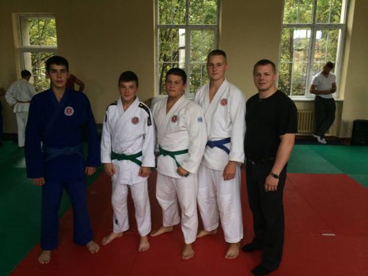 Spauskite, kad pažiūrėtumėte originalą