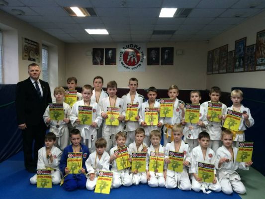 Spauskite, kad pažiūrėtumėte originalą