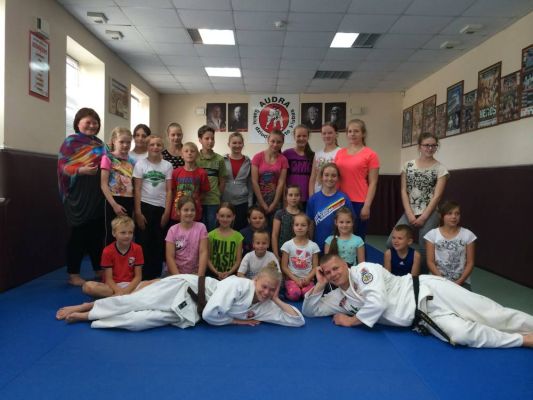 Spauskite, kad pažiūrėtumėte originalą