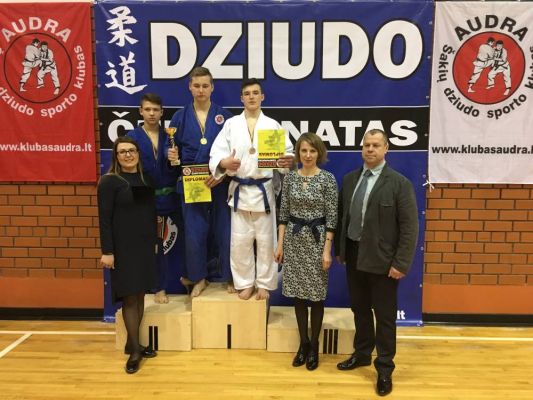 Spauskite, kad pažiūrėtumėte originalą