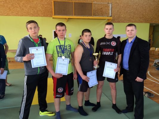 Spauskite, kad pažiūrėtumėte originalą